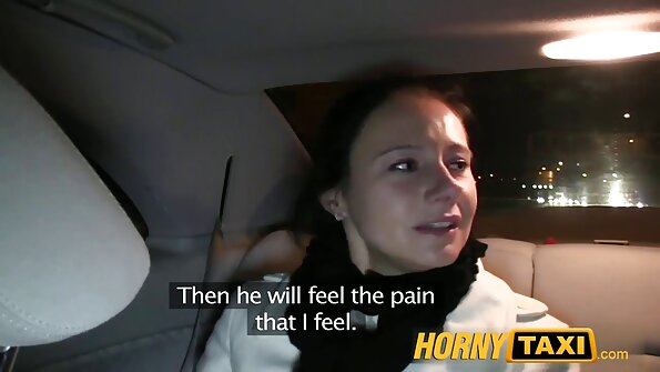 Dani Scott kezd édesnek és ártatlannak látszani a oreg fasz puszta fehér darabjában. Nem sokkal később ez a kanos tini lehúzza csipkeruháját szexi tinédzser testéről, és felemeli a kezét ...